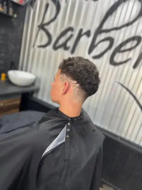 Fade strih